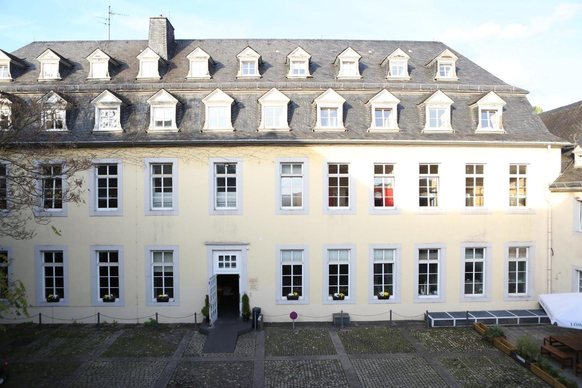 Kolping Hostel Trier Im Warsberger Hof מראה חיצוני תמונה