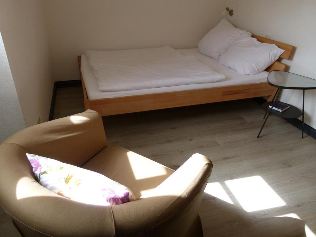 Kolping Hostel Trier Im Warsberger Hof חדר תמונה